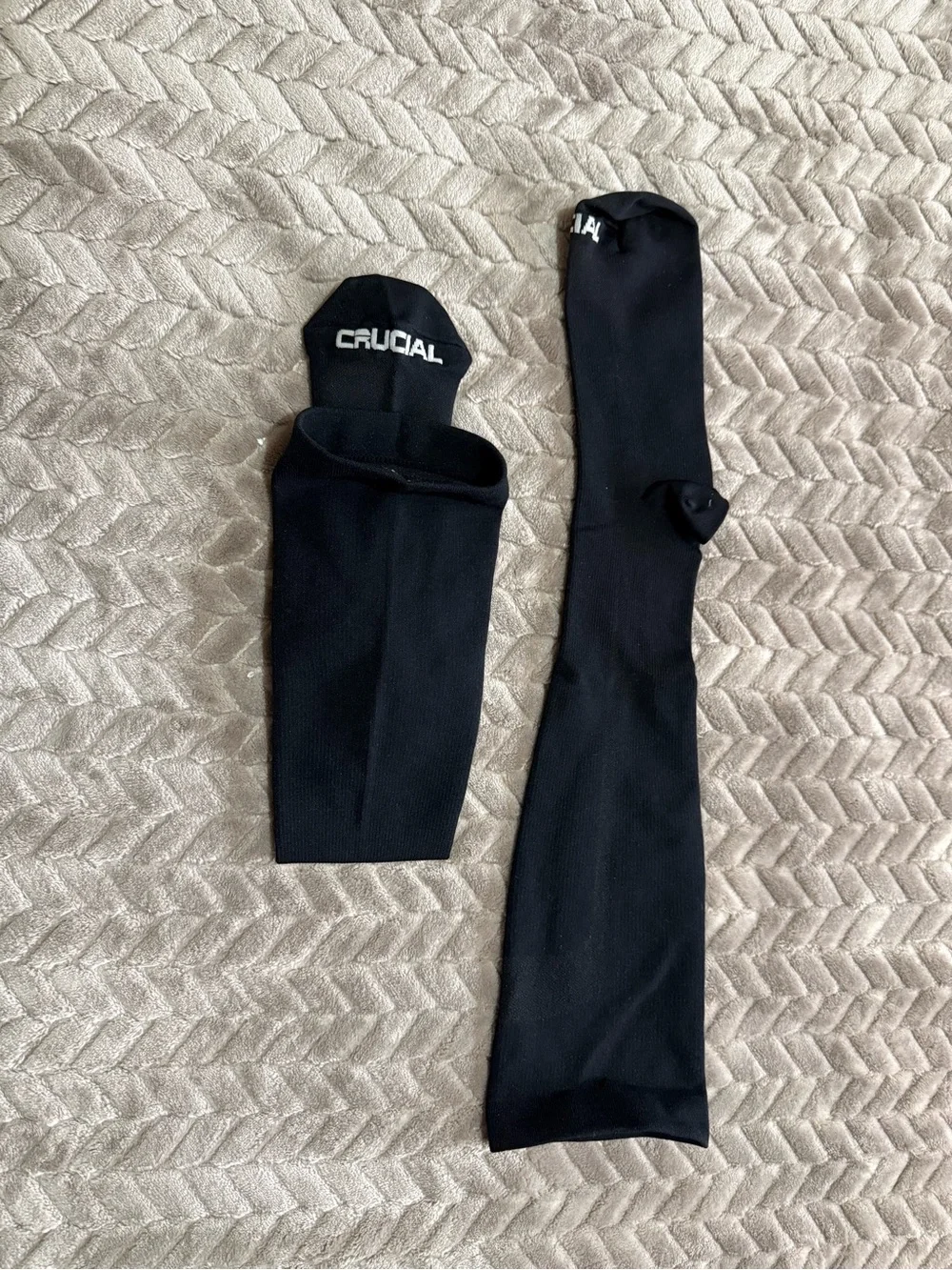 Crucial Black Men's/Women’s Compression Socks 1 pair XXL